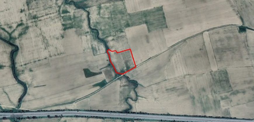 LEFKOŞA-GAZİMAĞUSA ANA YOLUNA YAKIN SATILIK 18.233 METRE KARE TARLA
